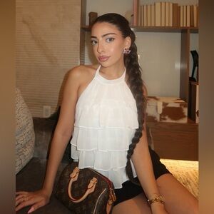 Meet your Posher, Lucy